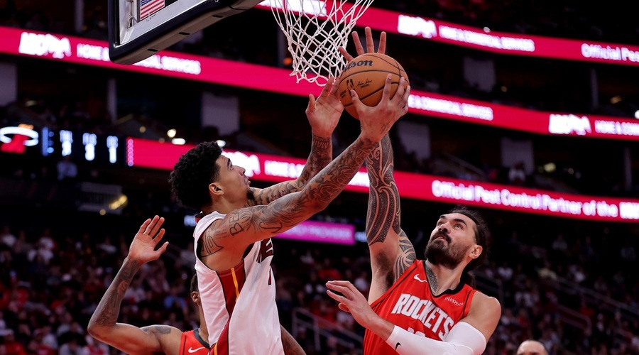 Miami zmagovito v gosteh: Heat premagali Houston v tesnem obračunu (foto: Profimedia)