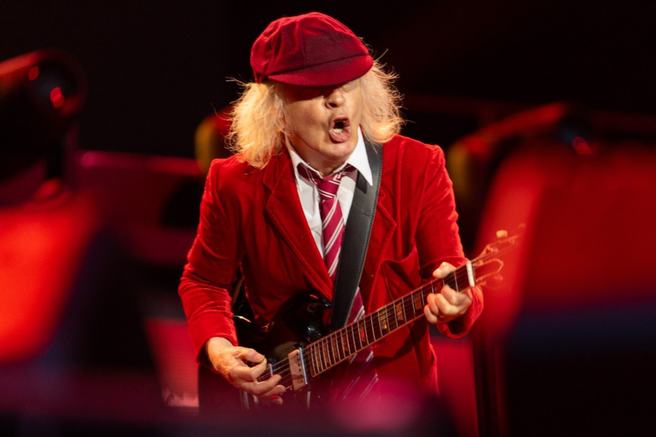 AC/DC