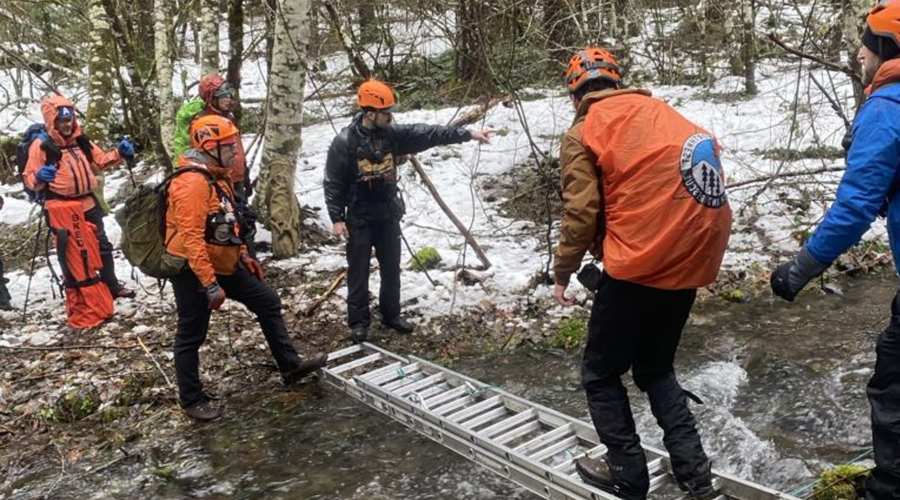 Tragedija v gozdu: moška želela dokazati obstoj skrivnostnega bitja in izginila (našli so ju mrtva) (foto: Facebook/Skamania County Sheriff's Office)