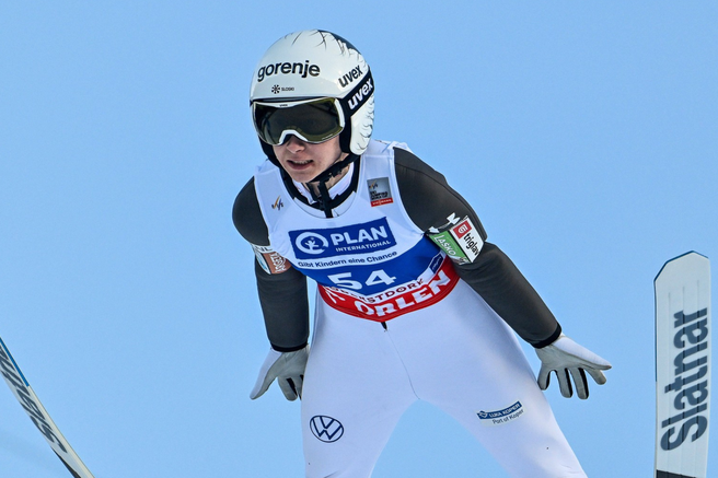 Ema Klinc skoki