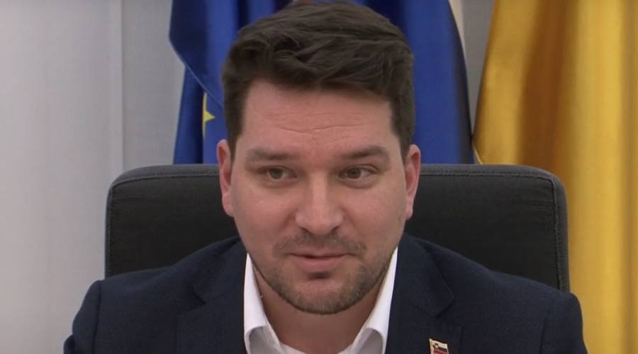 Župan Dornave pojasnil, zakaj kljub resnim obtožbam in policijski preiskavi proti njemu ni odstopil (foto: Youtube/SIP TV/posnetek zaslona)