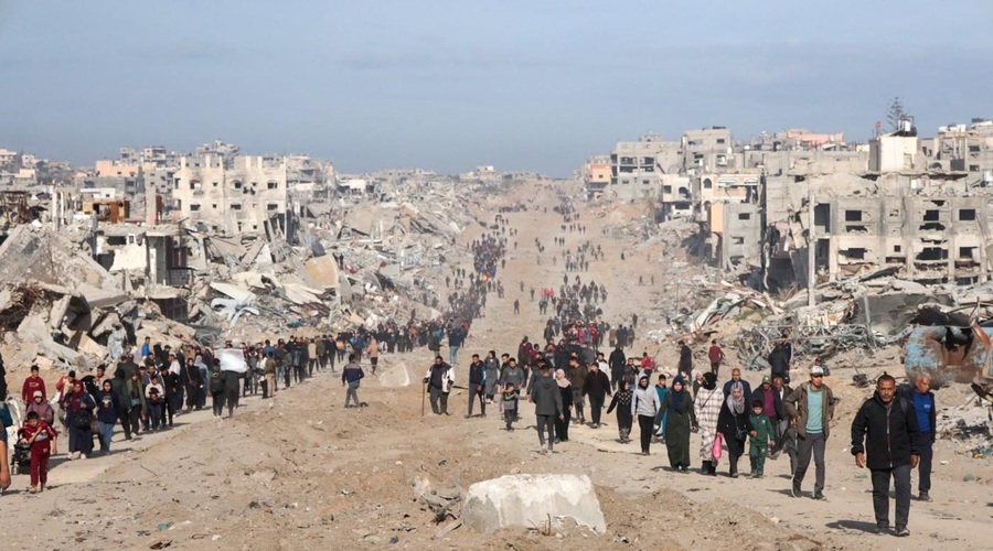 Humanitarna pomoč vstopa v Gazo, prebivalstvo se sooča z ogromnimi izzivi (foto: Profimedia)
