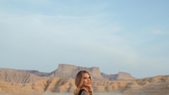 Nika Zorjan pevka videospot Druga violina