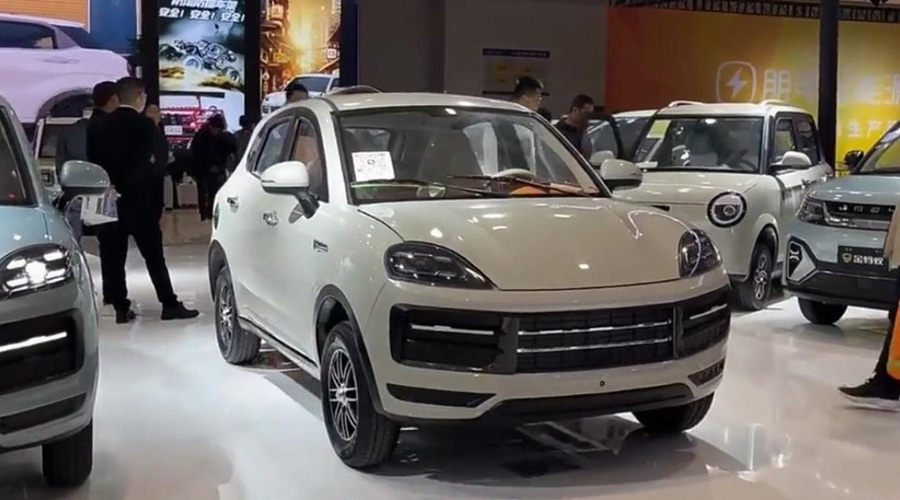 Porsche za revne - kitajski električni avto je smešno poceni (preverite, zakaj) (foto: Keyu Motor)
