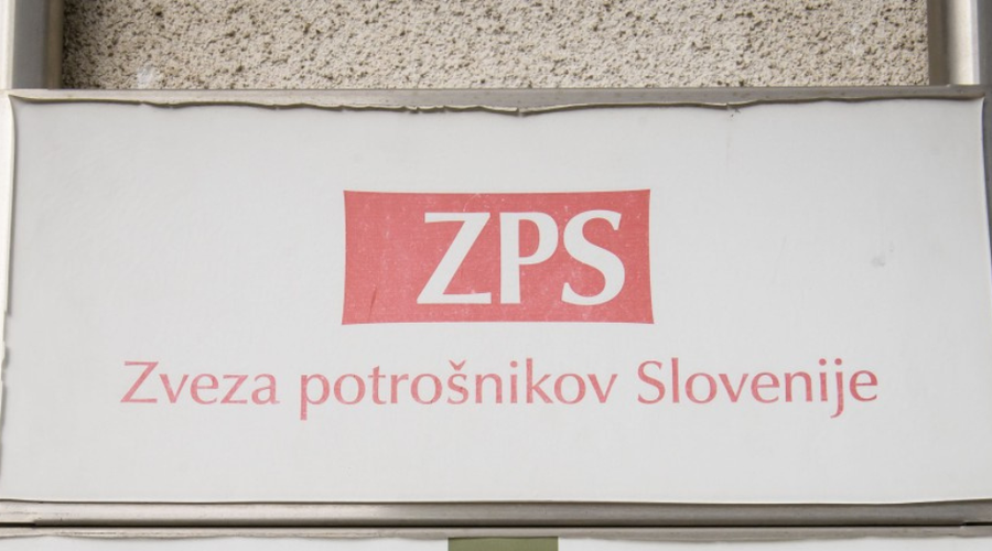 Ste zaradi vabljivega oglasa kupili ta izdelek? Na zvezi potrošnikov opozarjajo, da so bili kupci ogoljufani (foto: Nebojša Tejić/STA)