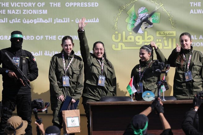 vojakinje izrael gaza
