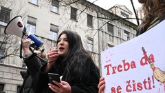 Ljubljana srbsko veleposlanistvo protest