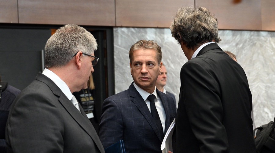 Golob o davku na nepremičnine: cilj je prazne nepremičnine obuditi, da postanejo domovi (foto: BOBO/Žiga Živulović jr.)