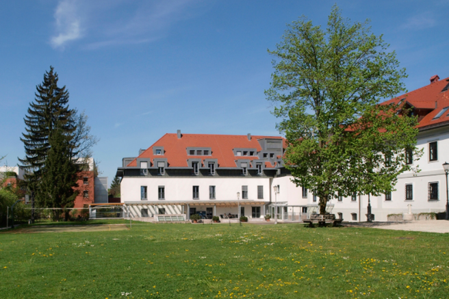 Dom Janeza Krstnika
