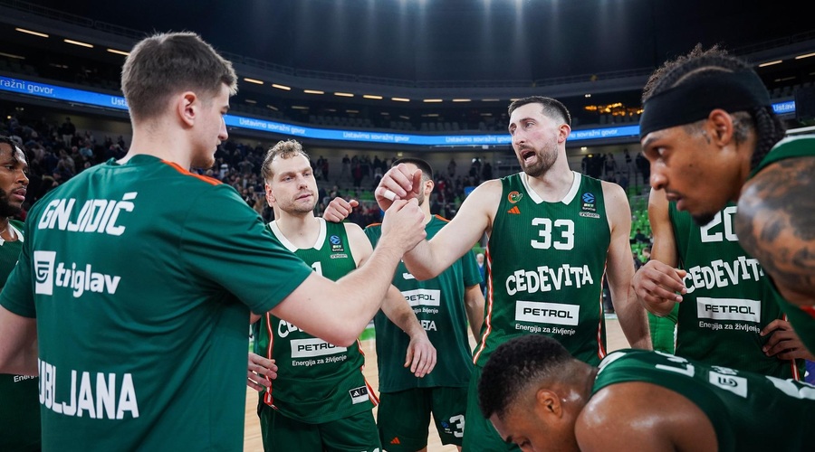 Boj do zadnjih minut: zmaji klonili proti Valencii, še vedno v boju za končnico (foto: KK Cedevita Olimpija)