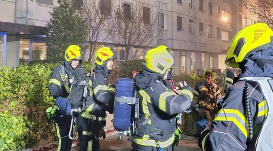 Požar v dijaškem domu: dijaki skakali kar skozi okna, nekateri utrpeli grozljive poškodbe (foto: Gasilska zveza Ljubljana/Instagram)
