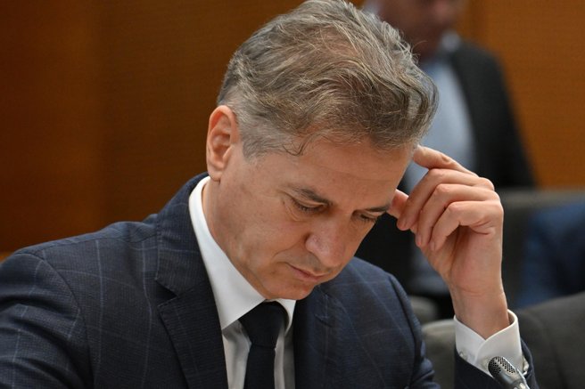Robert Golob DZ