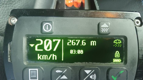 Policija celje avtocesta divjanje 207