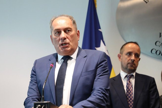 dragan mektić
