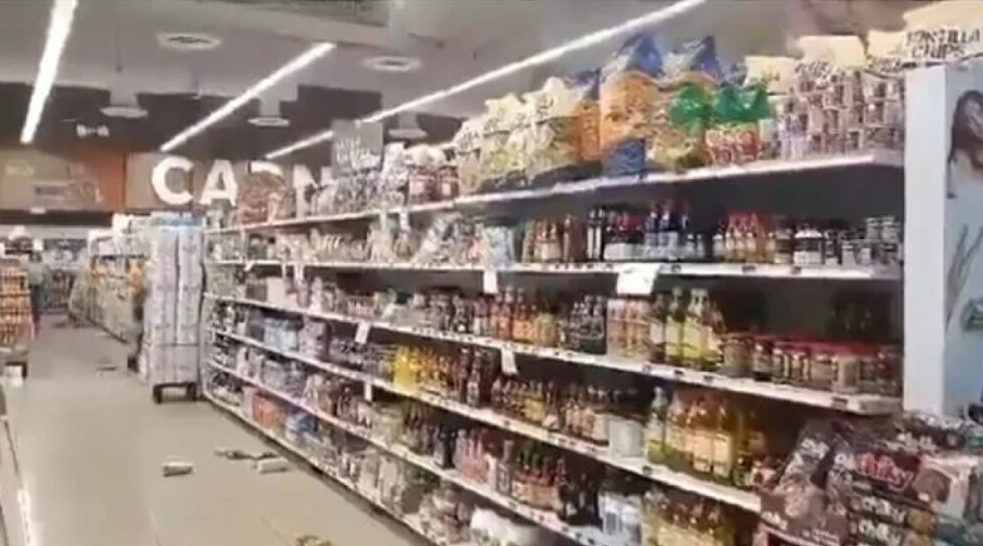 Posnetki razkrivajo moč narave: rajsko destinacijo stresel močan potres (VIDEO) (foto: Omrežje X/posnetek zaslona)
