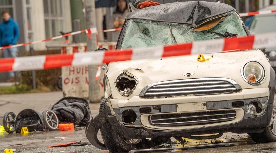 Nemcem je prekipelo: po domnevnem napadu napovedali deportacije Afganistancev (foto: Profimedia)