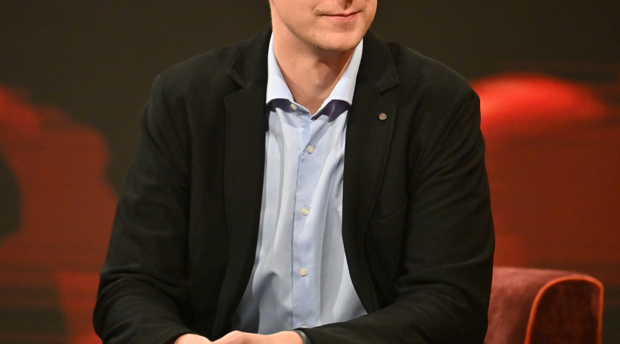 Na nacionalko kot voditelj prihaja nov TV-obraz (ogromno se pojavlja v medijih) (foto: Bobo)