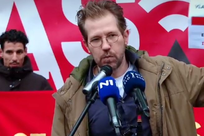 Petkovi kolesarji znova na ulicah: Vladi sporočili, da se čas izteka (VIDEO)