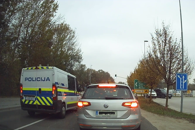 policijsko vozilo
