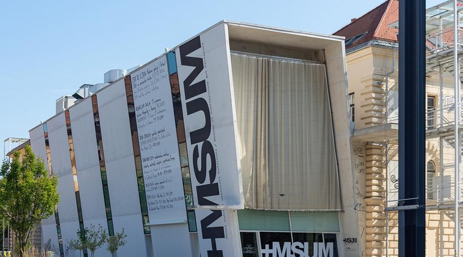 Interaktivna razstava, kjer lahko ustvarjate lastne spomenike (foto: Profimedia)