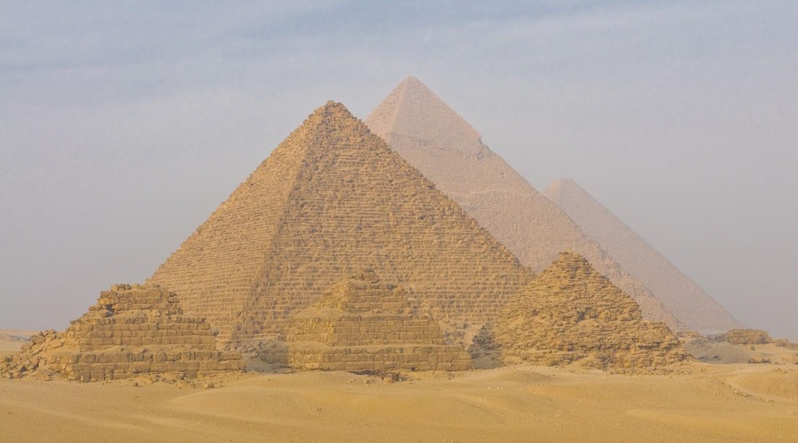 Egipčanske piramide, kot jih nismo vajeni: takšne so bile pred 4500 leti (foto: Profimedia)