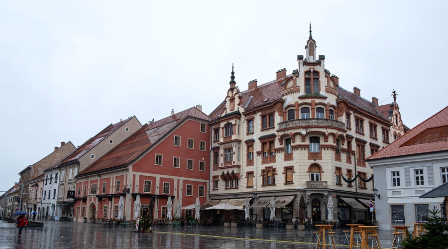 Napoved vremena nič kaj obetavna: vremenoslovci predlagajo prilagoditev aktivnosti na prostem (foto: Profimedia)