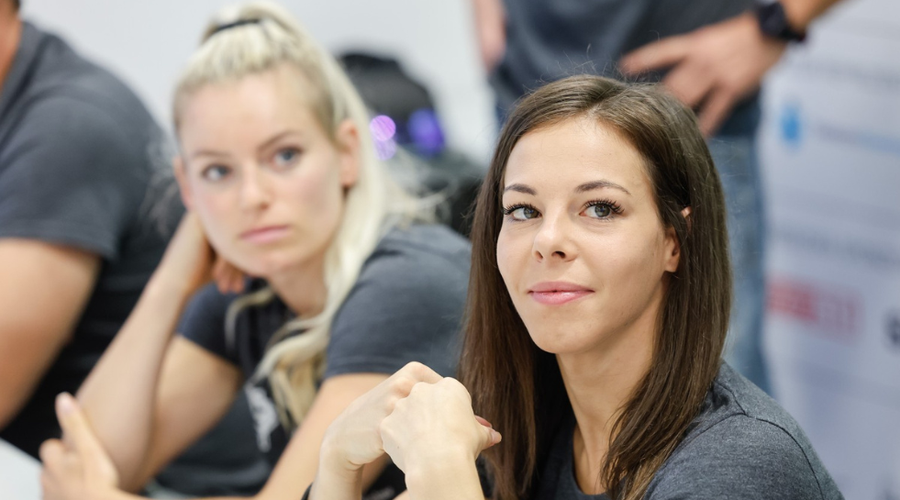 Izjemen uspeh: v enem dnevu kar tri slovenske gimnastičarke na zmagovalnih stopničkah svetovnega pokala (foto: Nebojša Tejić/STA)