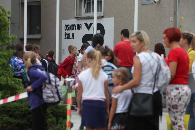 osnovna šola policija strah otroci