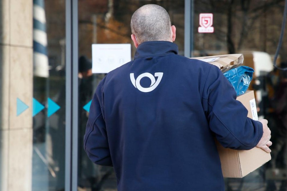 poštar paket Pošta Slovenije dostava