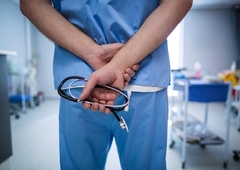 Šokantni podatki iz slovenskih bolnišnic: nasilje nad medicinskim osebjem v porastu