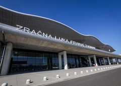 Na letališču v Zagrebu ustavili 21-letnika: ko so odprli črno potovalko, so ostali brez besed