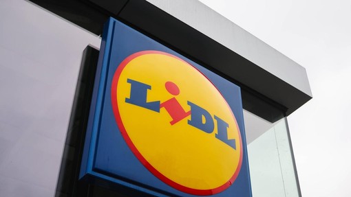 Dva trgovca (eden od njiju je Lidl) napovedala spremembo, ki se bo še kako dotaknila kupcev: le kaj bodo rekli na to?!