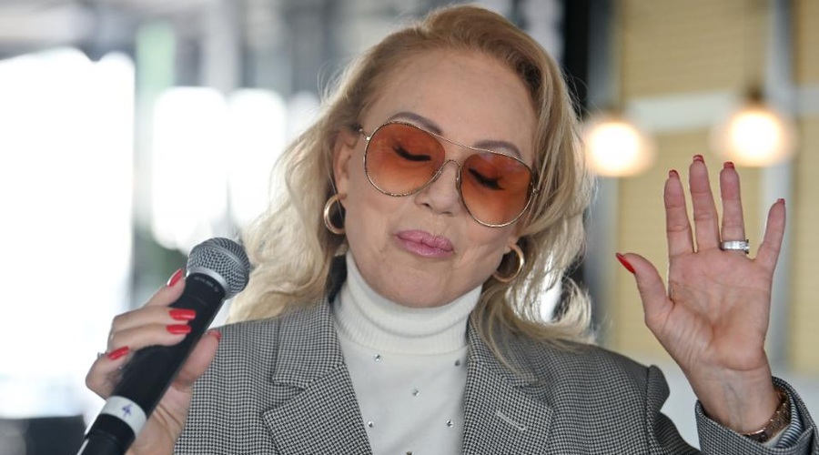 Lepa Brena pod plazom kritik zaradi koncerta v Ljubljani (foto: Igor Kupljenik/F.A. Bobo)