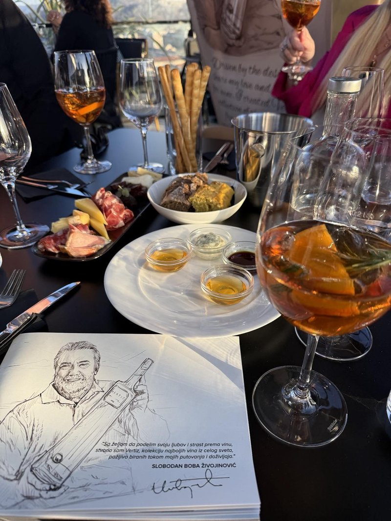 Slobodan Boba Zivojinovic Lepa Brena Vertiz vina predstavitev Hotel Intercontinental