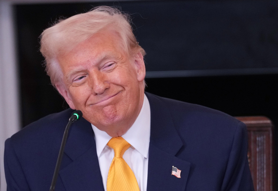 Donald Trump zaradi študentskih protestov proti vojni v Gazi odvzel ...