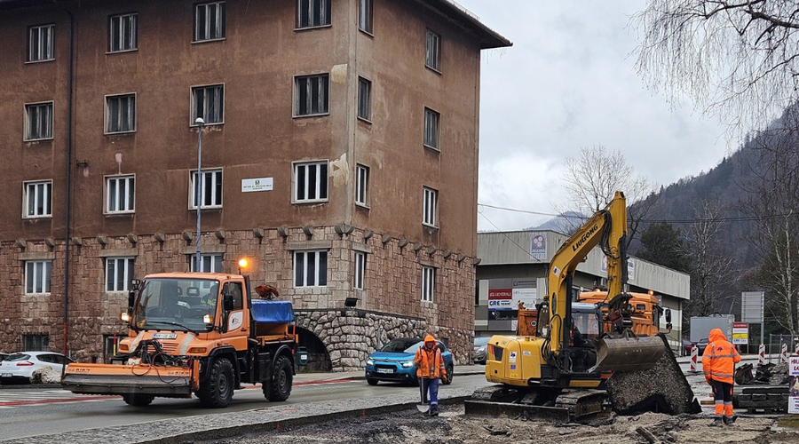 Stanovanjski sklad začel z gradnjo novih najemnih stanovanj v gorenjskem mestu (foto: Facebook/Občina Jesenice)