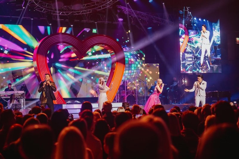 Maraaya Raay Marjetka Vovk koncert Spektakel ljubezni Tabor