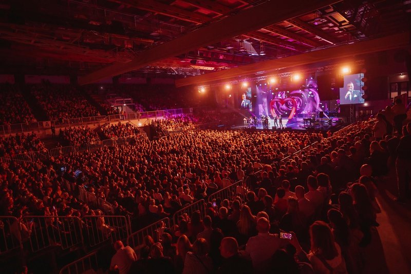 Maraaya Raay Marjetka Vovk koncert Spektakel ljubezni Tabor