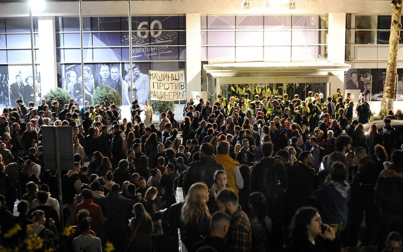 policija protest Srbija študenti