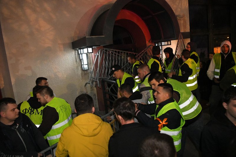 policija protest Srbija študenti