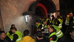 policija protest Srbija študenti