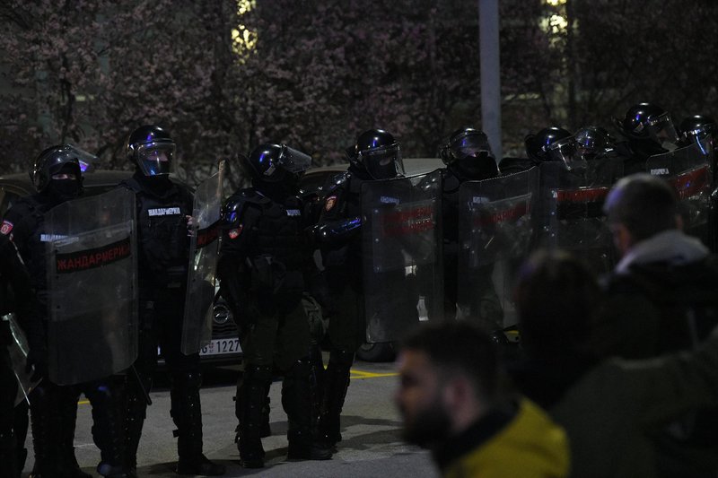 policija protest Srbija študenti
