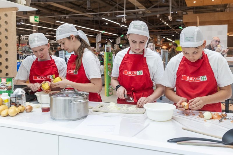 Spar Slovenija dogodek mladi kuharji