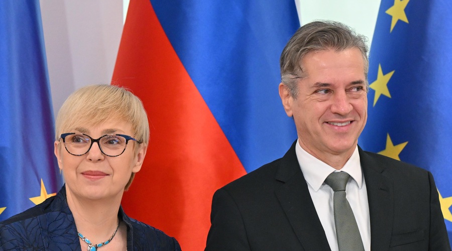 Golob kritičen do Pirc Musarjeve: "Predsednica ne zmore opravljati svoje naloge" (foto: Bobo)