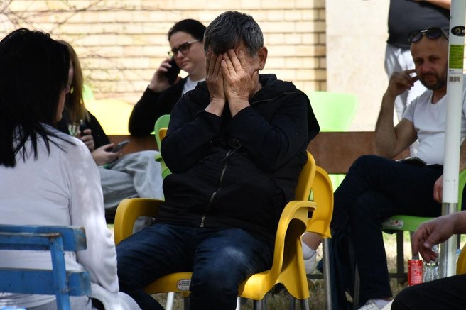 V makedonskem klubu umrlo najmanj 59 ljudi, med doslej identificiranimi žrtvami ni Slovencev