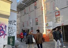 Presenečenje v Ljubljani: stranke priljubljene trgovine naletele na zaprta vrata