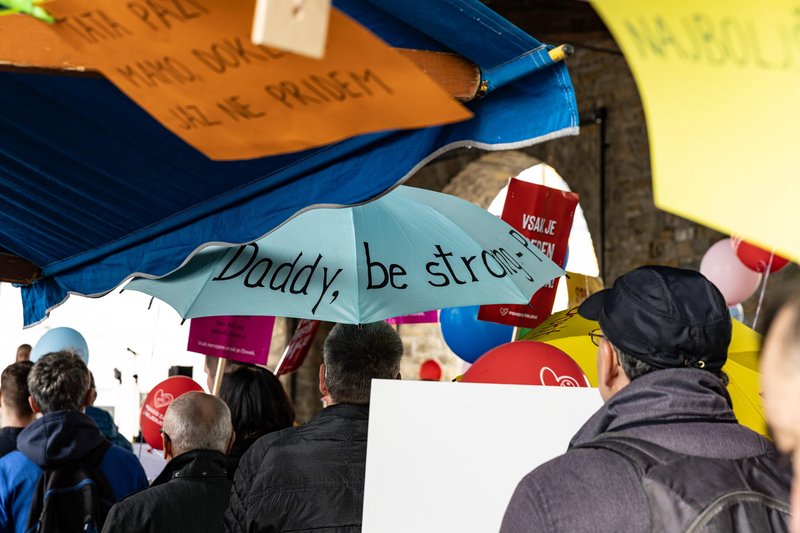 Koper shod protest Pohod za življenje Branimo reproduktivne pravice Socialistrski bralni krožek Zavod mreža za življenje in enakopravnost splav reproduktivne pravice