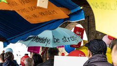 Koper shod protest Pohod za življenje Branimo reproduktivne pravice Socialistrski bralni krožek Zavod mreža za življenje in enakopravnost splav reproduktivne pravice