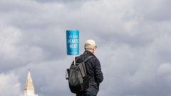 Koper shod protest Pohod za življenje Branimo reproduktivne pravice Socialistrski bralni krožek Zavod mreža za življenje in enakopravnost splav reproduktivne pravice