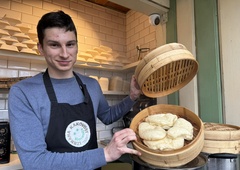 Ni pica, ni burek, ni kebab: hitri prigrizek, ki je postal hit ljubljanske kulinarične scene